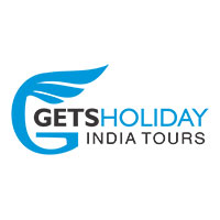 Gets Holiday India Tour