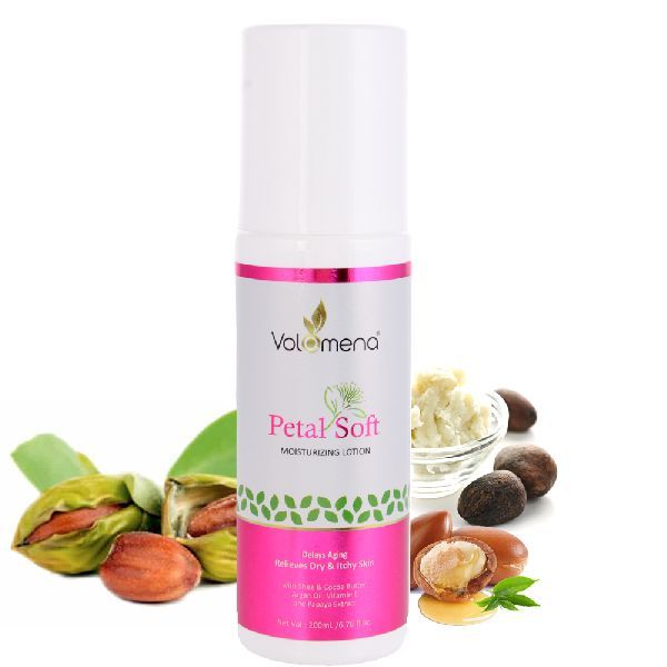 Petal Soft Moisturizing Lotion 02