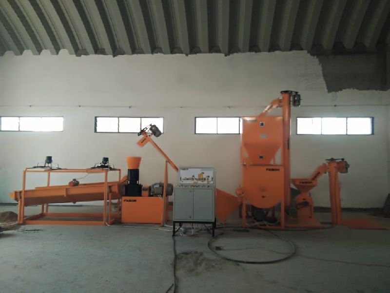 Fbpfcpl01 Automatic Poultry Feed Crumble Machine Manufacturer Supplier