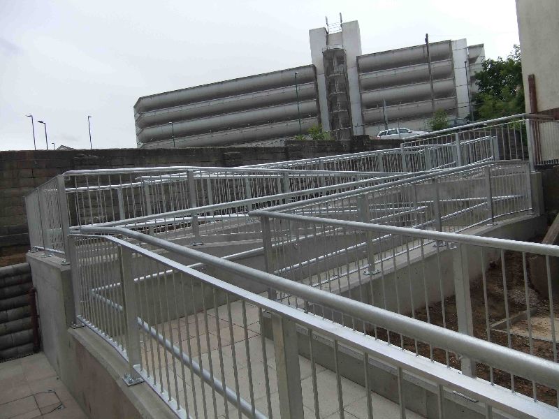 Steel Railing Fitting Service 03