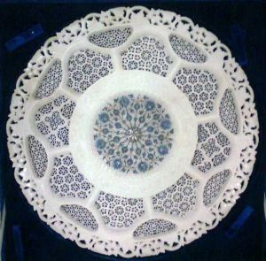 White Marble Round Decorative Plate