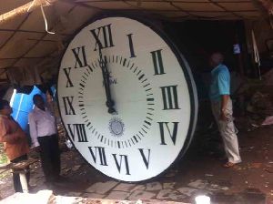 8 Feet Gps Clock