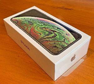 APPLE iPHONE XS MAX UNLOCKED 256GB SPACE