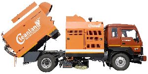 Truck Road Sweeping Machine