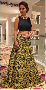 women's lahenga choli