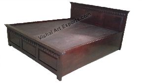 WOODEN DIAMOND DESIGN BED