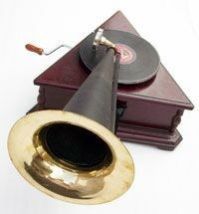 Wooden Triangle Home Decoration Desk Gramophone