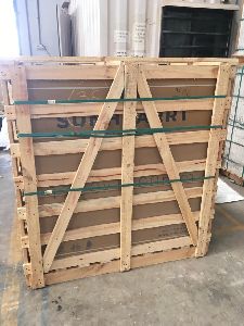 PINE WOODE CRATES PALLET