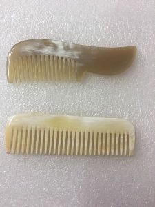 Horn Comb