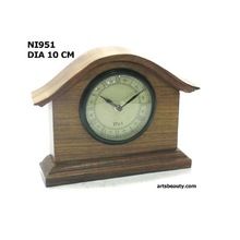 Quartz wooden wall clock