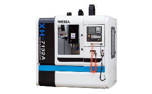 XH7132A Vertical Machining Centre