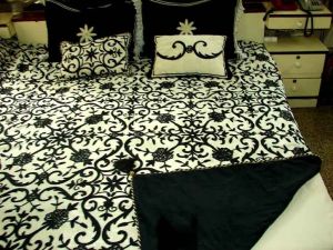 Crewel Bedspread