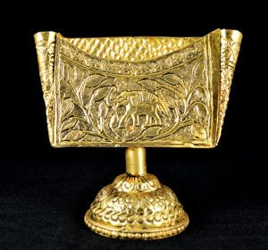 VISITING CARD HOLDER STAND GOLD