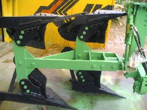 HYDRULICALLY REVERSIBLE MB PLOUGH