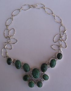 Silver necklace with melakite gem stone