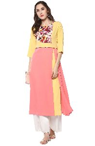 Women's Pink Crepe Printed A-Line Kurta