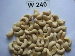 W240 Cashew Kernels