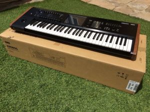 Original KORG KRONOS2 61 keys Synthesizer Keyboard