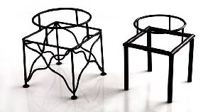 Rot iron square table