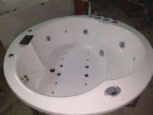 5 ft rounded fully Jacuzzi Bathtub