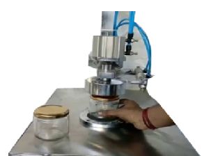 Semi Automatic Lug Capping Machine