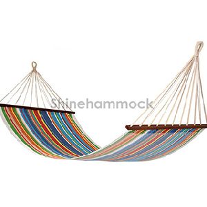 Hammock With Spreader Bar