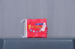 PERIPROTE ULTRA SANITARY PADS 240 MM REGULAR