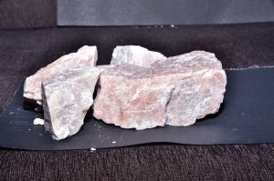 Potash Feldspar Lumps