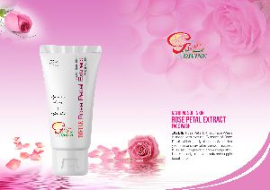 Divine Rose Petal Extract Face Wash