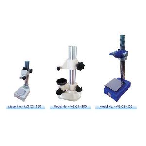 comparator stand
