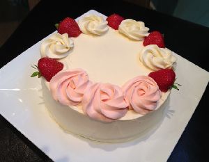 Vanilla Cream Cake