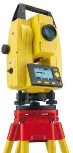 Leica Builder Total Station Set