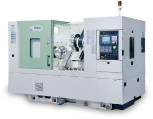 LR30 C HORIZONTAL LATHE MACHINE