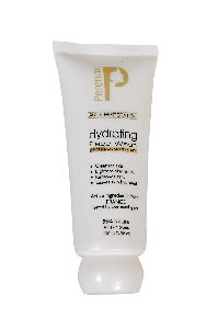 Hydrating Face wash