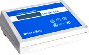 Microcontroller Based PH Meter