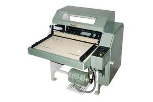 STICKERS CUTTING MACHINE