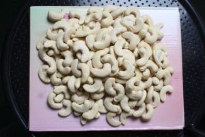 white cashew nuts