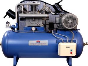 Oil Injecting Reciprocating / Piston Air Compressor