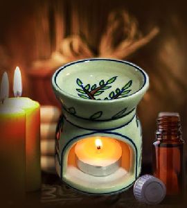 CERAMIC AROMA DIFFUSER WITH 6 PCS CANDLE AND 3 BTL OIL