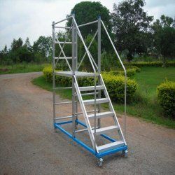 INDUSTRIAL MOBILE WORK PLATFORMS