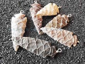 WHOLESALE 3 INCHES ARROWHEADS PENDANTS