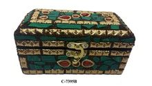 Four Corrner Wooden Box With Green Stone