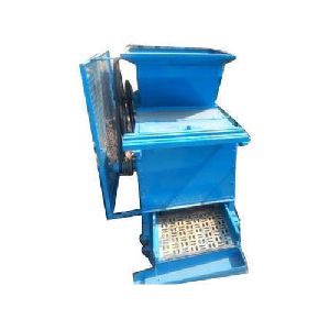 Semi Automatic Garlic Bulb Cutter Machine