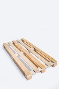 CUSTOM SIZE PALLETS