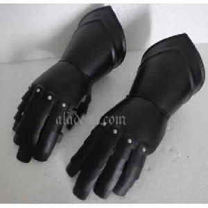 Black Armour Metal Glove