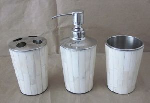 White Bone Bath Set