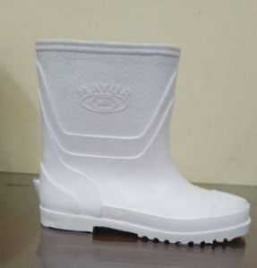 White Color Cammando 8.5 Gumboots