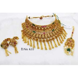 Traditional Artificial Jewelry