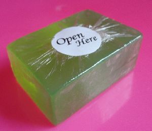 Transparent Olive Oil, Aloe Vera and Glycerin Soap