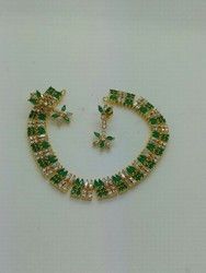 Green Jadau Necklace Set